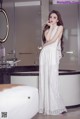 TouTiao 2017-09-22: Model Wa Ya (瓦娅) (20 pictures) P5 No.2fb900